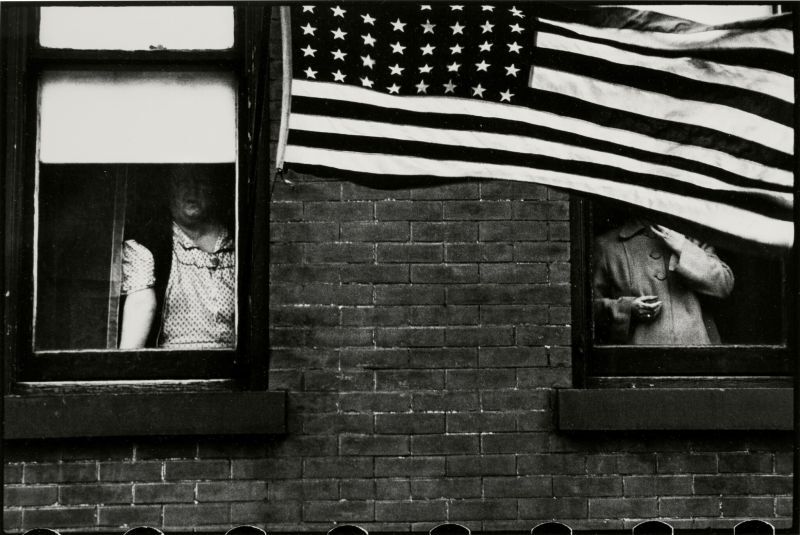 'Hoboken N. J.' (Parade) Estimate 120,000 - 180,000 USD, Lot Sold 112,500 USD, Альбом: «On the Road» by Robert Frank from the Collection of Arthur S. Penn