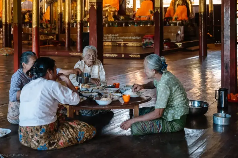 Inle Lake, Shan State, Myanmar — Inle Lake — photo captured with LEICA SL (Typ 601), VARIO-ELMARIT 1:2.8-4.0/24-90mm ASPH. OIS