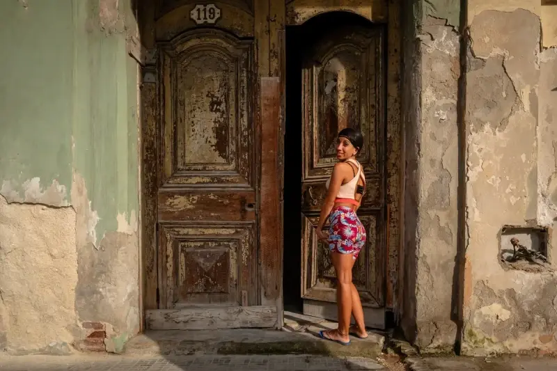 Paseo del Prado, Centro Habana, Havana, Cuba — La Habana. Paseo del Prado — фото знято на LEICA SL (Typ 601), VARIO-ELMARIT-SL 1:2.8-4/24-90 ASPH.