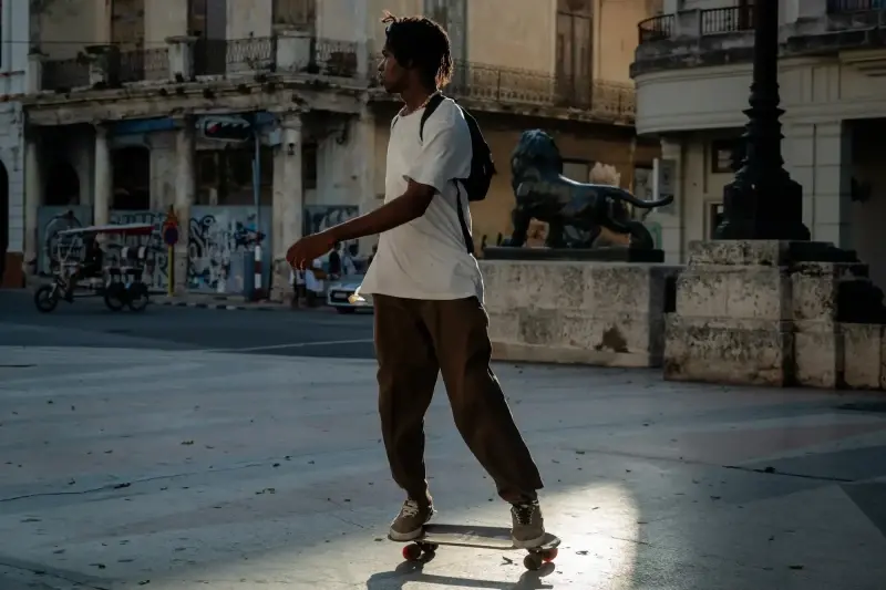 Paseo del Prado, Centro Habana, Havana, Cuba — La Habana. Paseo del Prado — фото знято на LEICA SL (Typ 601), VARIO-ELMARIT-SL 1:2.8-4/24-90 ASPH.