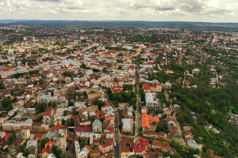 Chernivtsi, Chernivtsi Oblast, Ukraine — Chernivtsi University - a masterpiece of Habsburg architecture — photo captured with DJI Mavic 2 Pro, Hasselblad L1D-20c 28.0 mm f/2.8