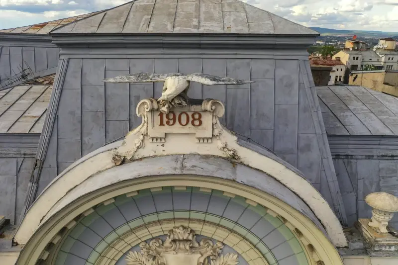 Chernivtsi, Chernivtsi Oblast, Ukraine — Chernivtsi University - a masterpiece of Habsburg architecture — photo captured with DJI Mavic 2 Pro, Hasselblad L1D-20c 28.0 mm f/2.8