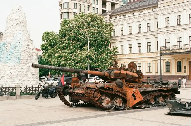 Kyiv City, Ukraine — Khreshchatyk street war photo