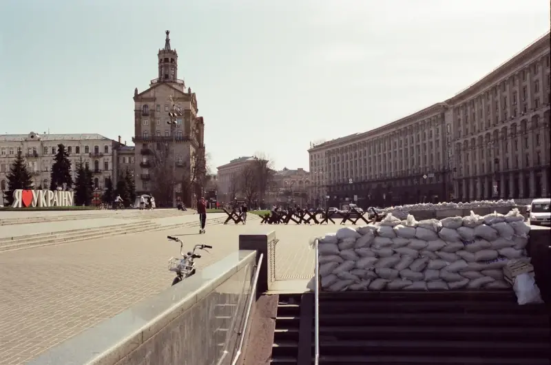 Kyiv City, Ukraine — Khreshchatyk street war photo