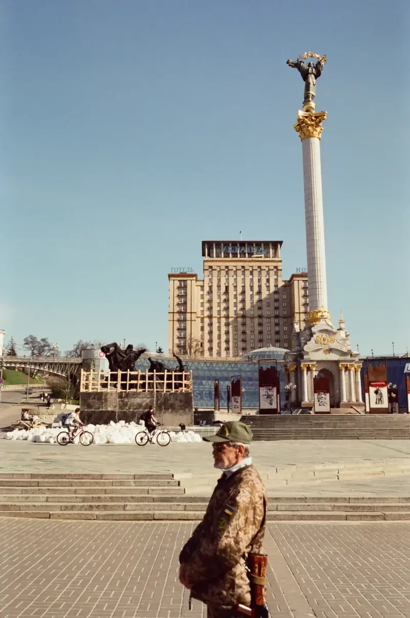 Kyiv City, Ukraine — Khreshchatyk street war photo