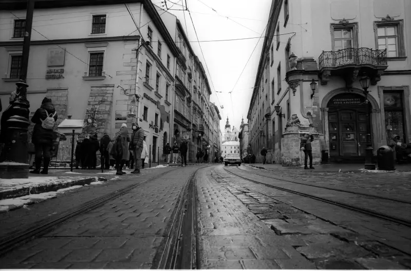 Plosha Rynok, Lviv, Lviv Oblast, Ukraine — Winter in Lviv — photo captured with LS-4000