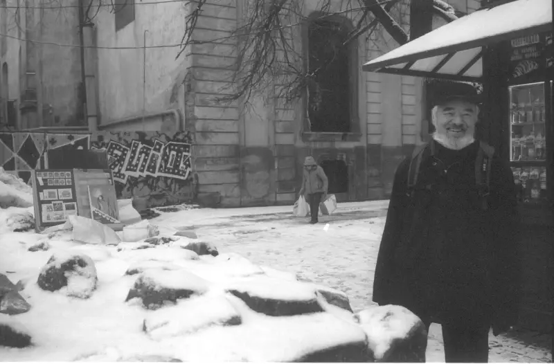 Plosha Rynok, Lviv, Lviv Oblast, Ukraine — Winter in Lviv — photo captured with LS-4000