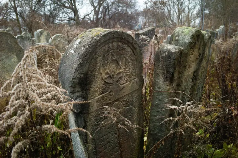 Sadhora, Chernivtsi, Chernivtsi Oblast, Ukraine — Sadhora Synagogue and the old Jewish cemetery in Chernivtsi — photo captured with M9 Digital Camera, Leica Summilux-M 50mm f/1.4 (II)