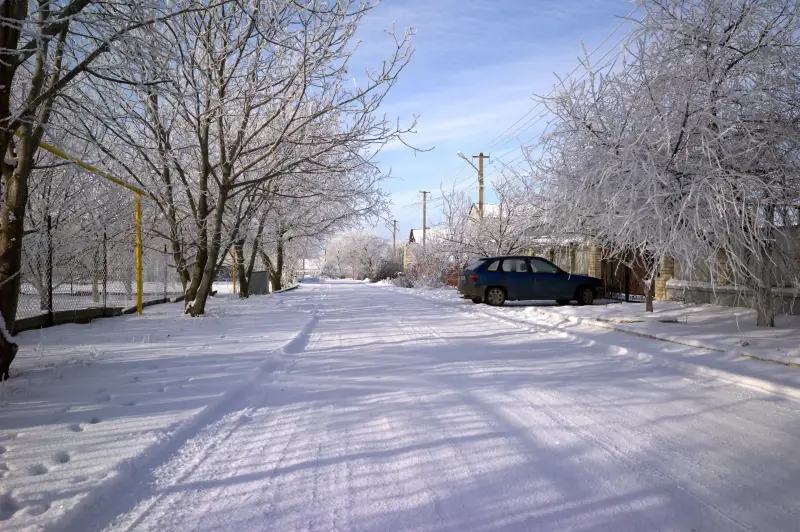 Volnovakha, Donetsk Oblast, Ukraine — Один день - початок.... — photo captured with M9 Digital Camera, Elmarit-M 28mm f/2.8 ASPH.