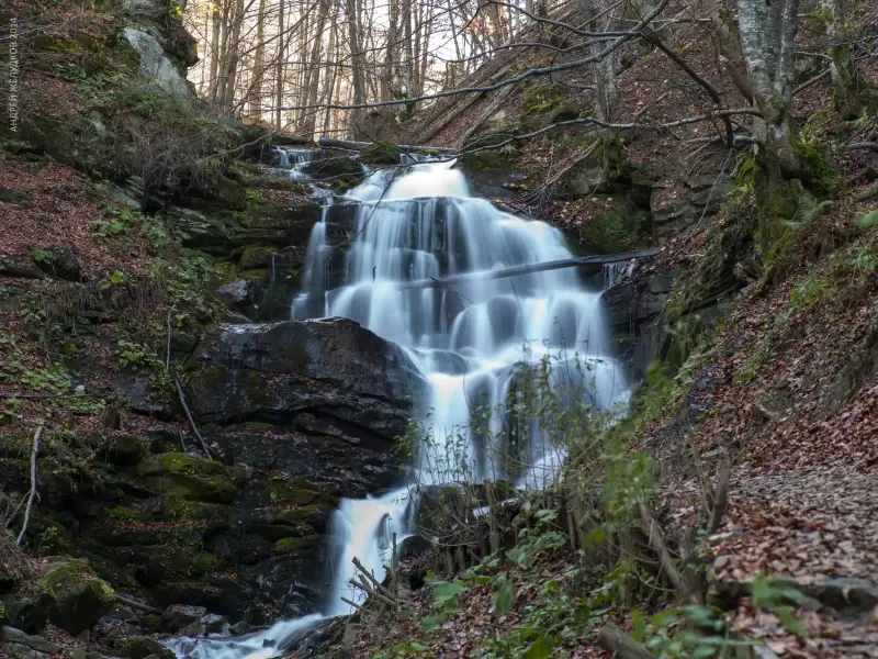 Zakarpattia Oblast, Ukraine — Пилипець, Ґемба, водоспад Шипіт
